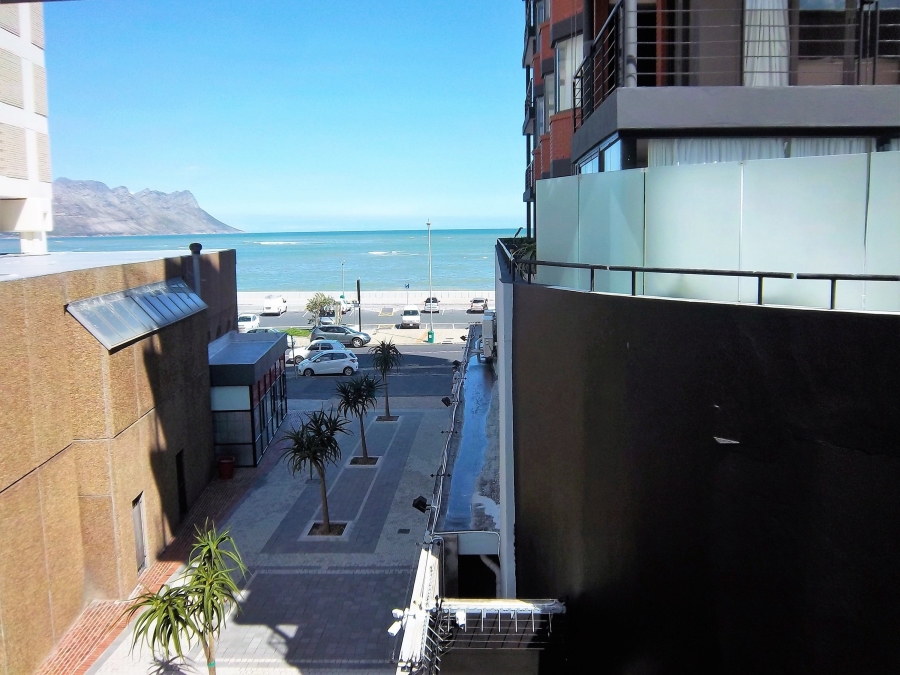 To Let 2 Bedroom Property for Rent in Strand Central Western Cape